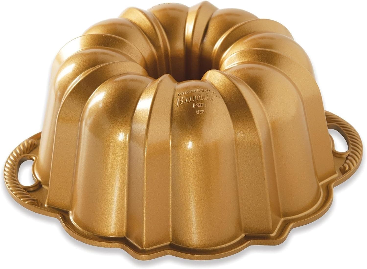 תבנית Bundt Anniversary זהובה מ-Nordic Ware עם ידיות, 15 כוסות